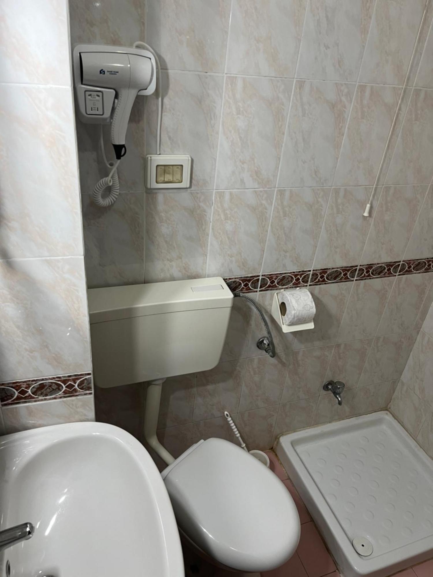 ~Villa Gloria~ Durrës Eksteriør billede